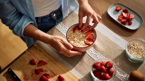 Oatmeal Or Muesli, Which Breakfast Wins On Health?