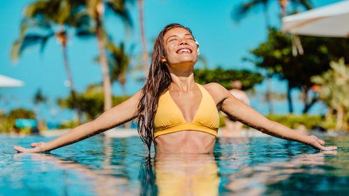 Jet Set Glow: Your Ultimate Travel Skincare Routine Guide!